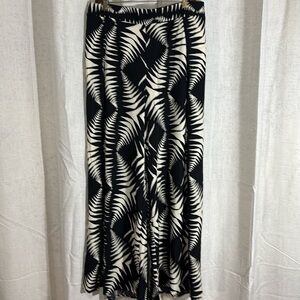 Black and Cream Geometric Patterned Palazzo Pants